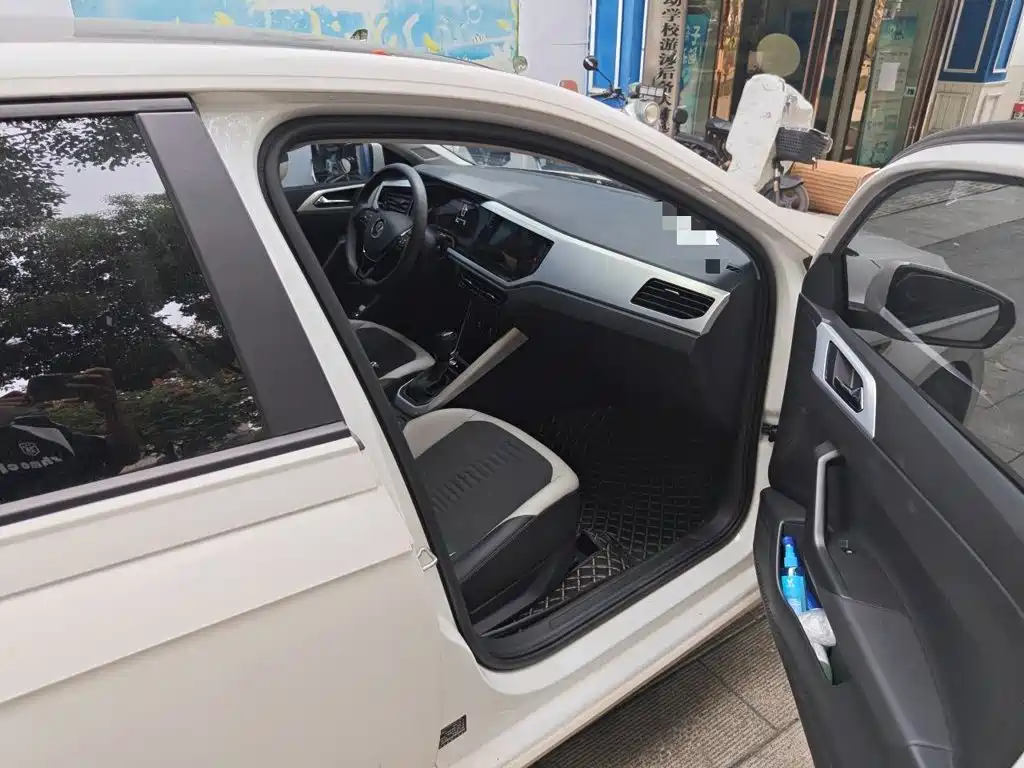 Volkswagen Polo — миниатюра 19