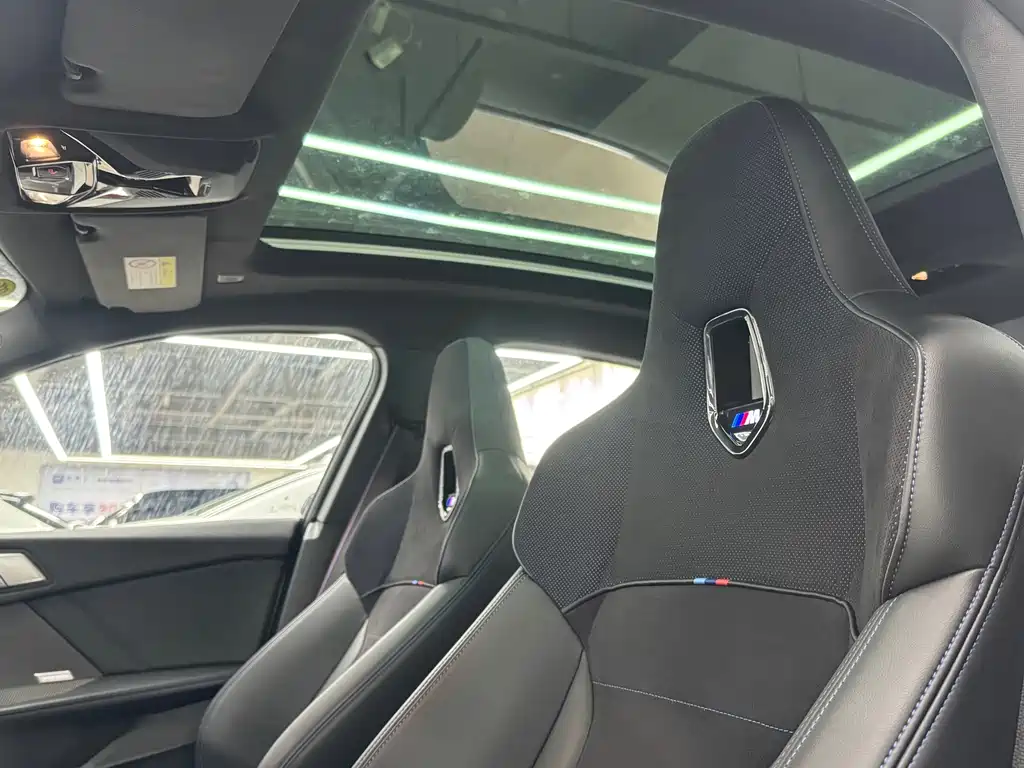 BMW M235L — миниатюра 9