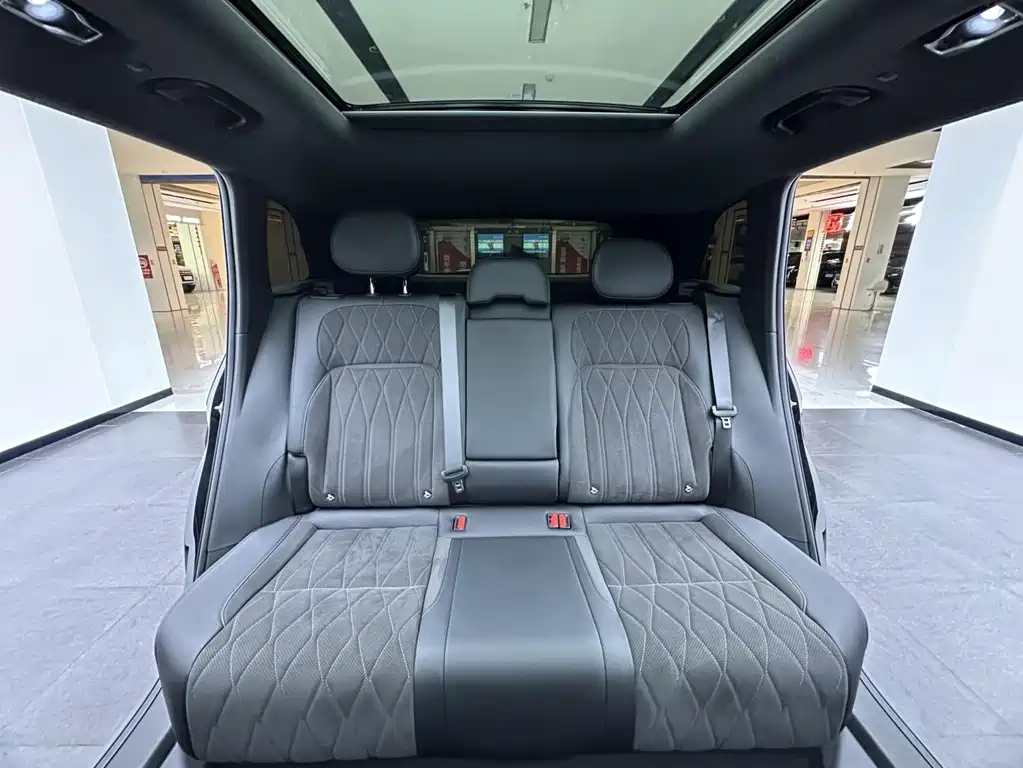 Geely Xingyue L — миниатюра 24
