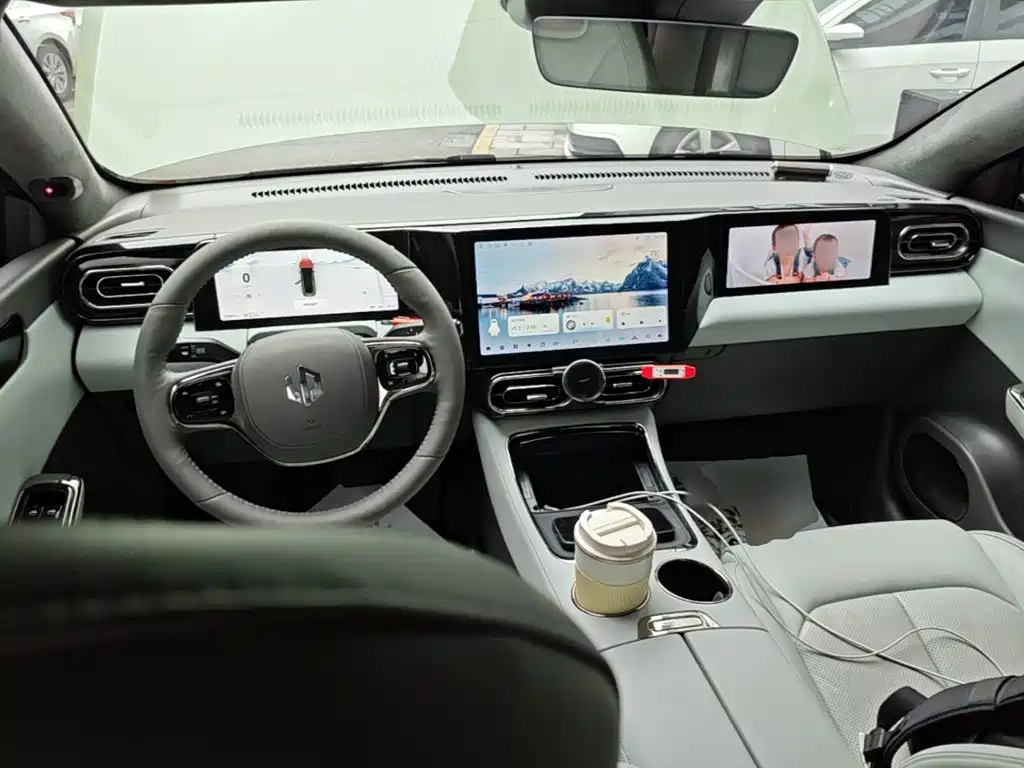 Leapmotor Leapmotor C01 — миниатюра 10