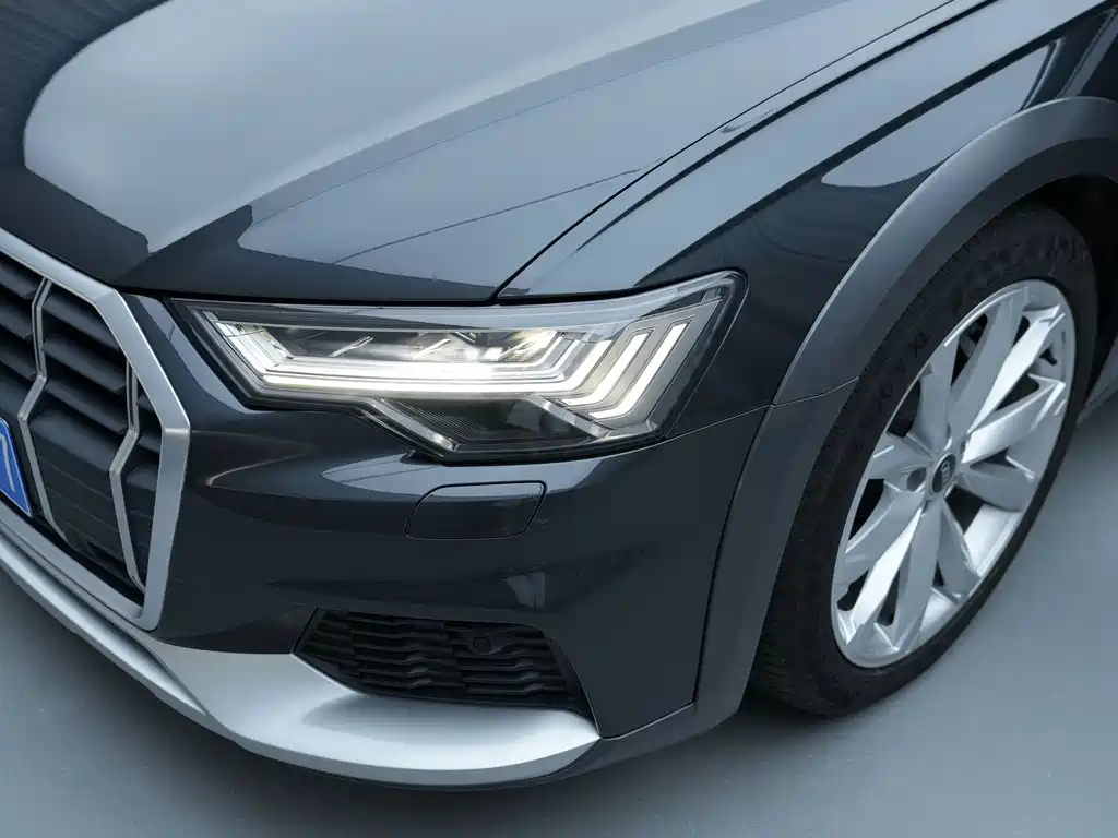 Audi A6 2022 allroad quattro 55 TFSI Premium