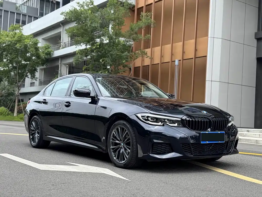 BMW 3 Series 3 2023 325Li M Sport