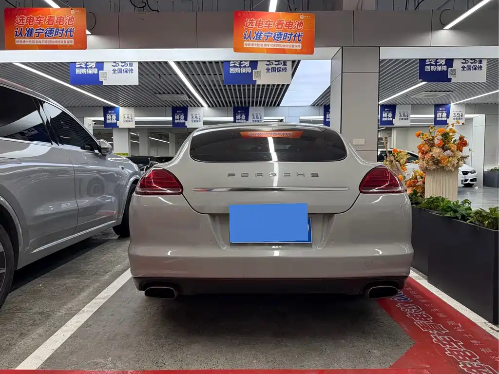 Porsche Panamera — миниатюра 10