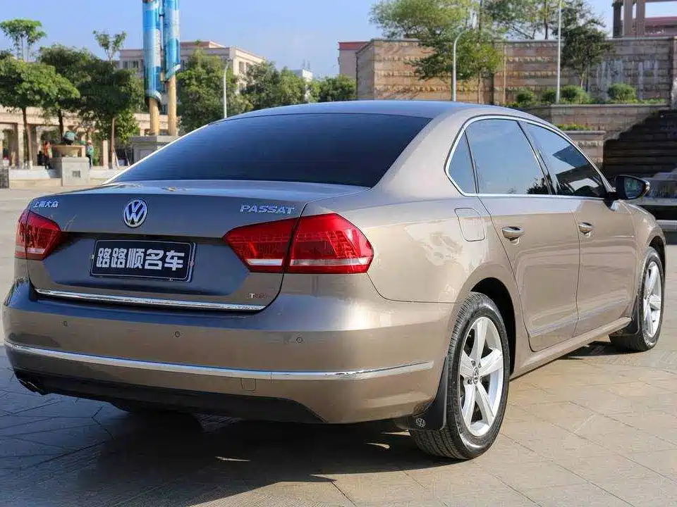 Volkswagen Passat — миниатюра 8
