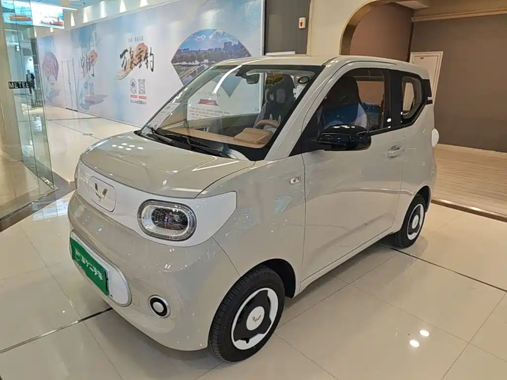 Wuling MINIEV