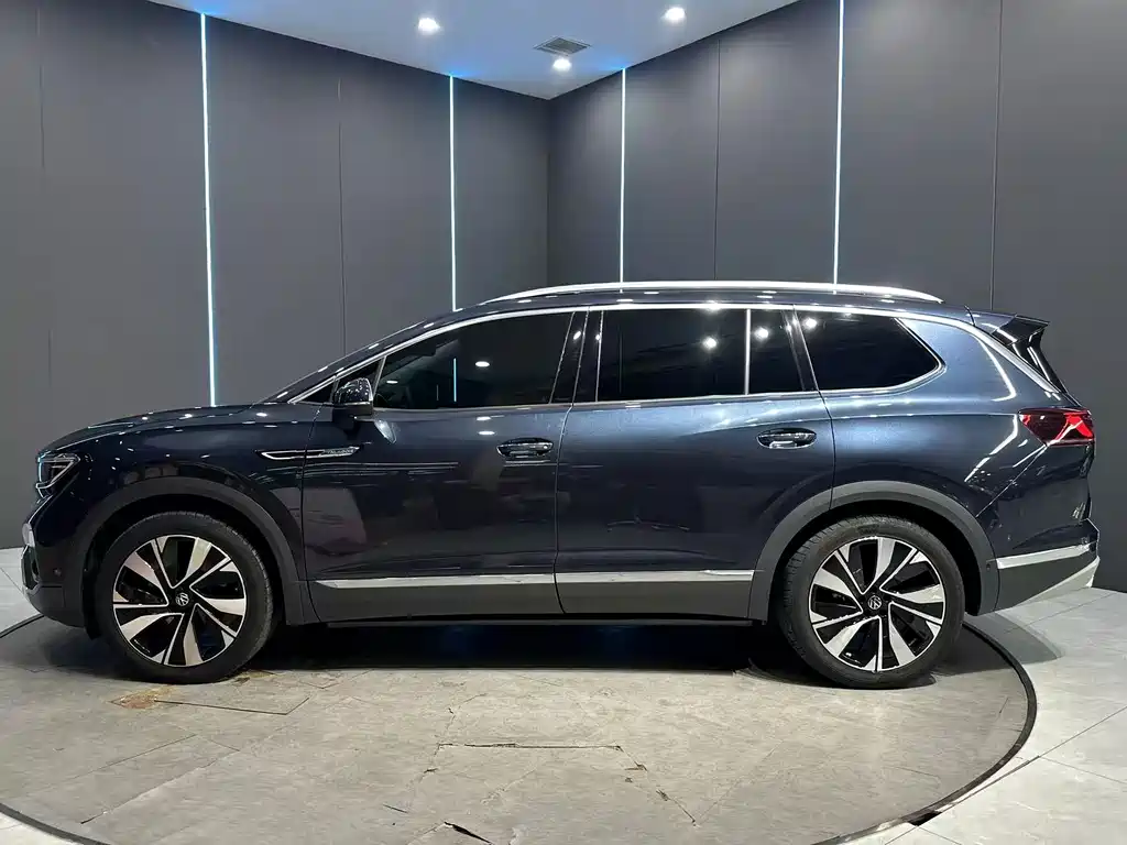 Volkswagen Talagon — миниатюра 4
