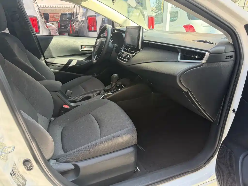 Toyota Corolla — миниатюра 6