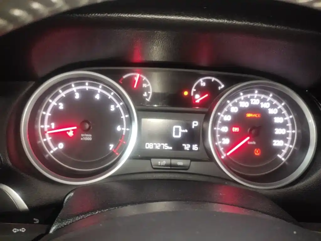 Peugeot 408 — миниатюра 12