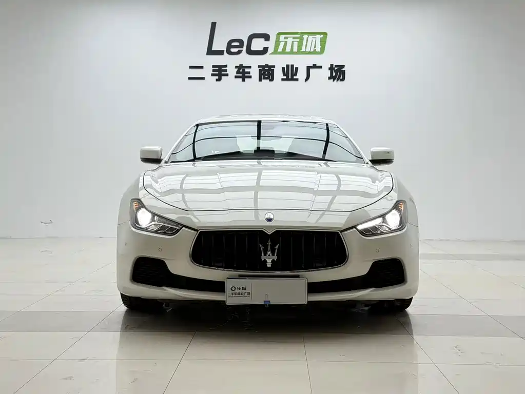 Maserati Ghibli 3.0T Standard Edition, фото 2