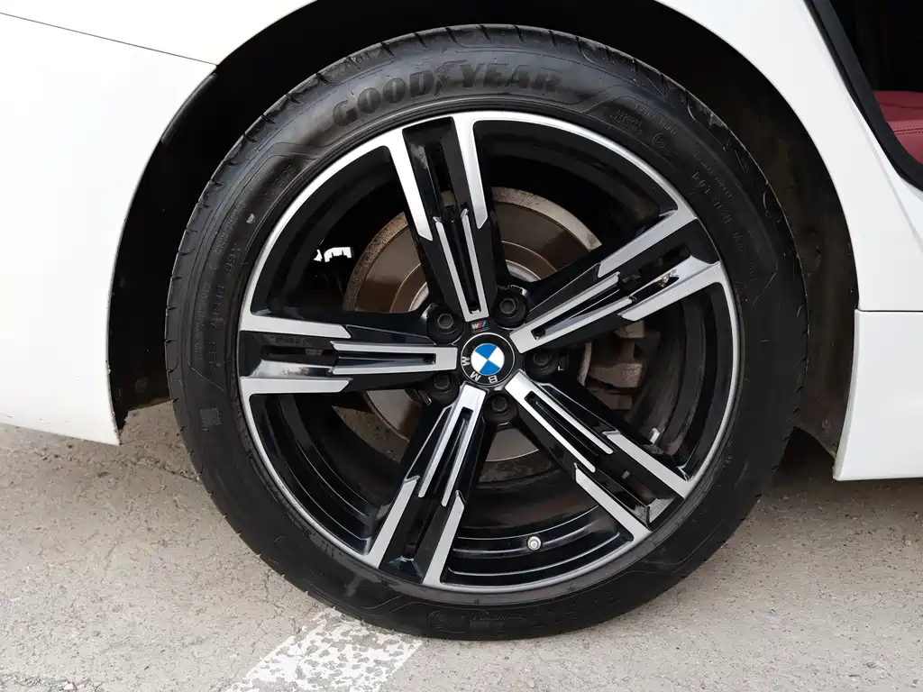 BMW 3 Series — миниатюра 12