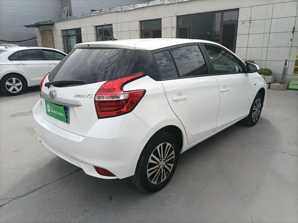Toyota Vios FS — миниатюра 7