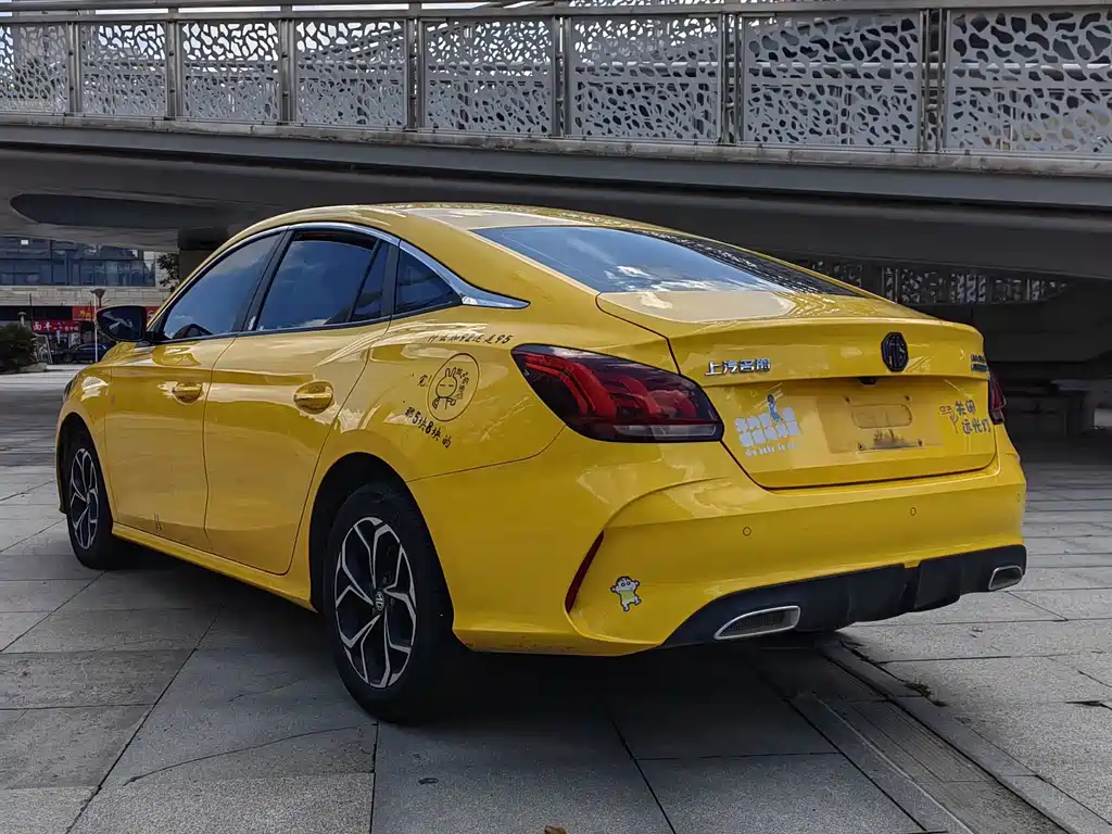 MG MG5 — миниатюра 3
