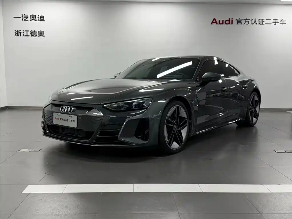 Audi e-tron GT 2024