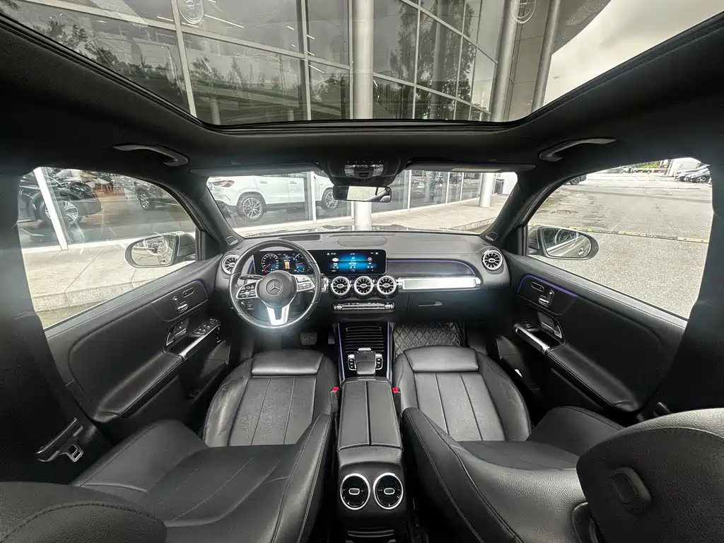 Mercedes-Benz GLB — миниатюра 4
