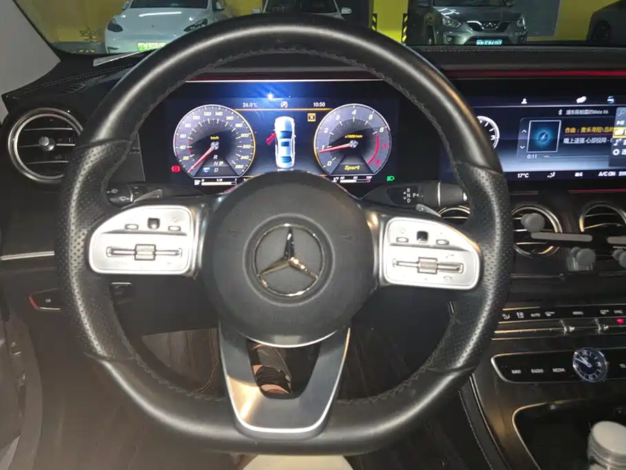 Mercedes-Benz E-Class — миниатюра 15