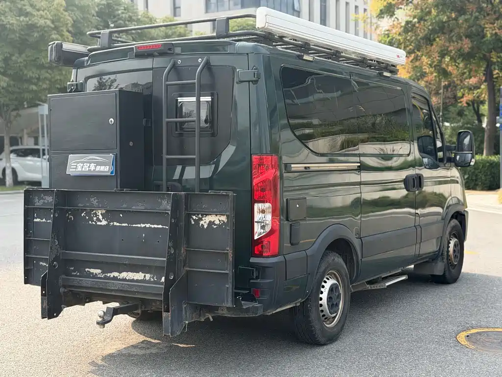 IVECO Ousheng — миниатюра 5