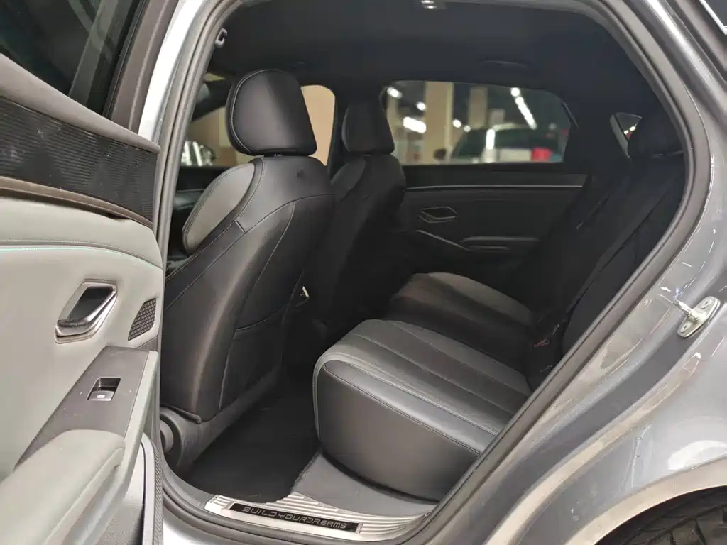 BYD Qin L — миниатюра 8