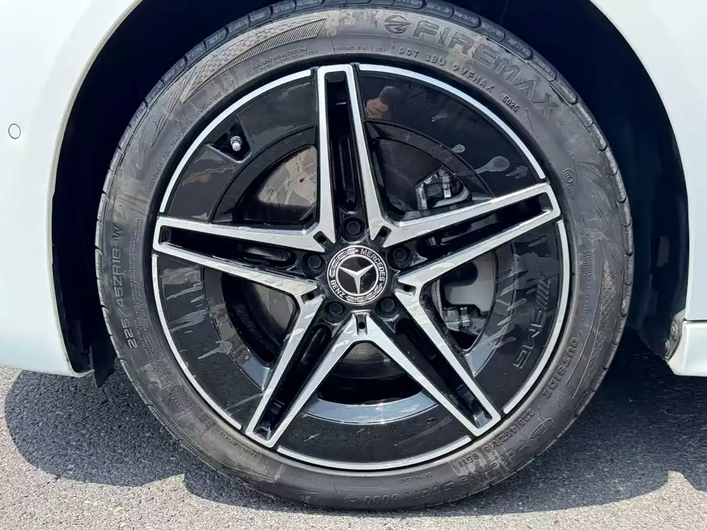 Mercedes-Benz C-Class — миниатюра 9