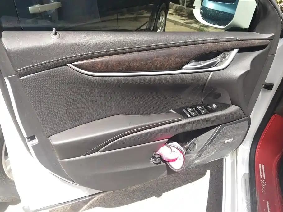 Cadillac XTS 2018 28T Elite