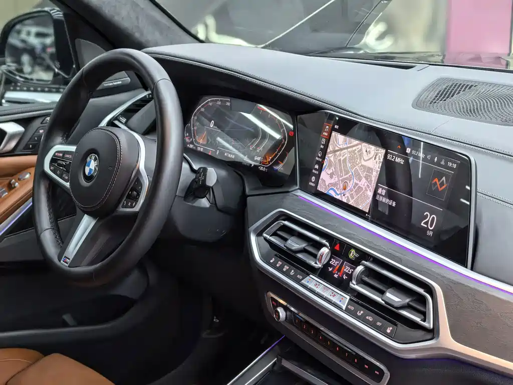 BMW X7 — миниатюра 25