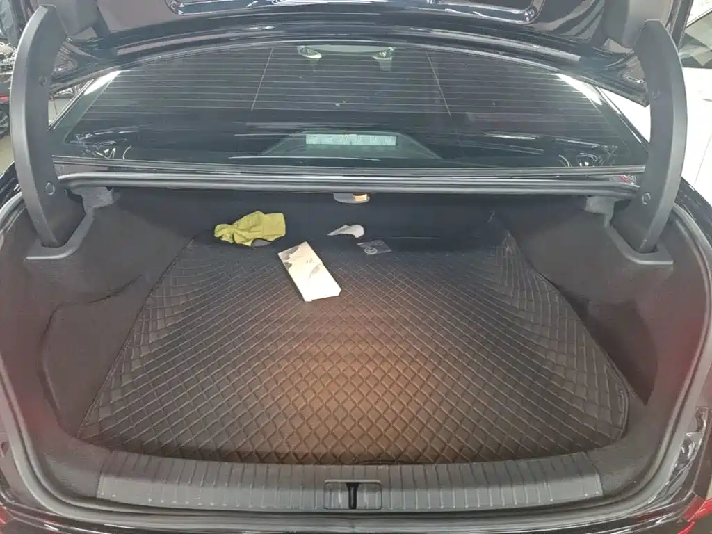 Volkswagen Passat PHEV — миниатюра 19
