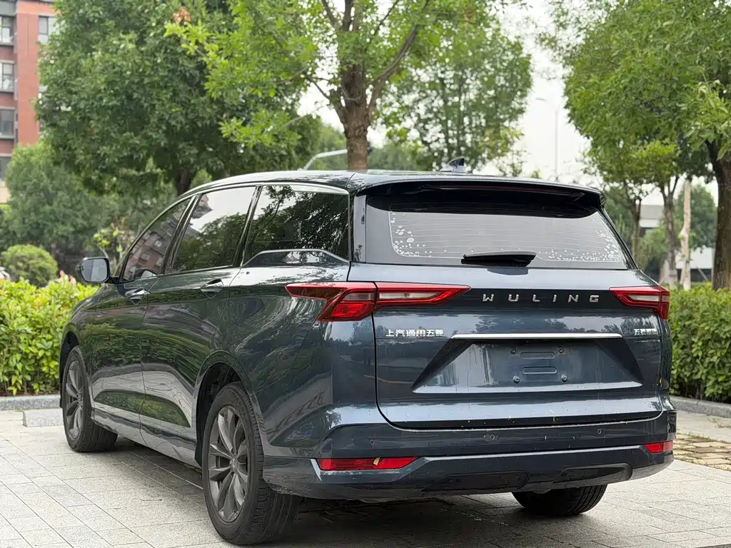 Wuling Victory - фото 4