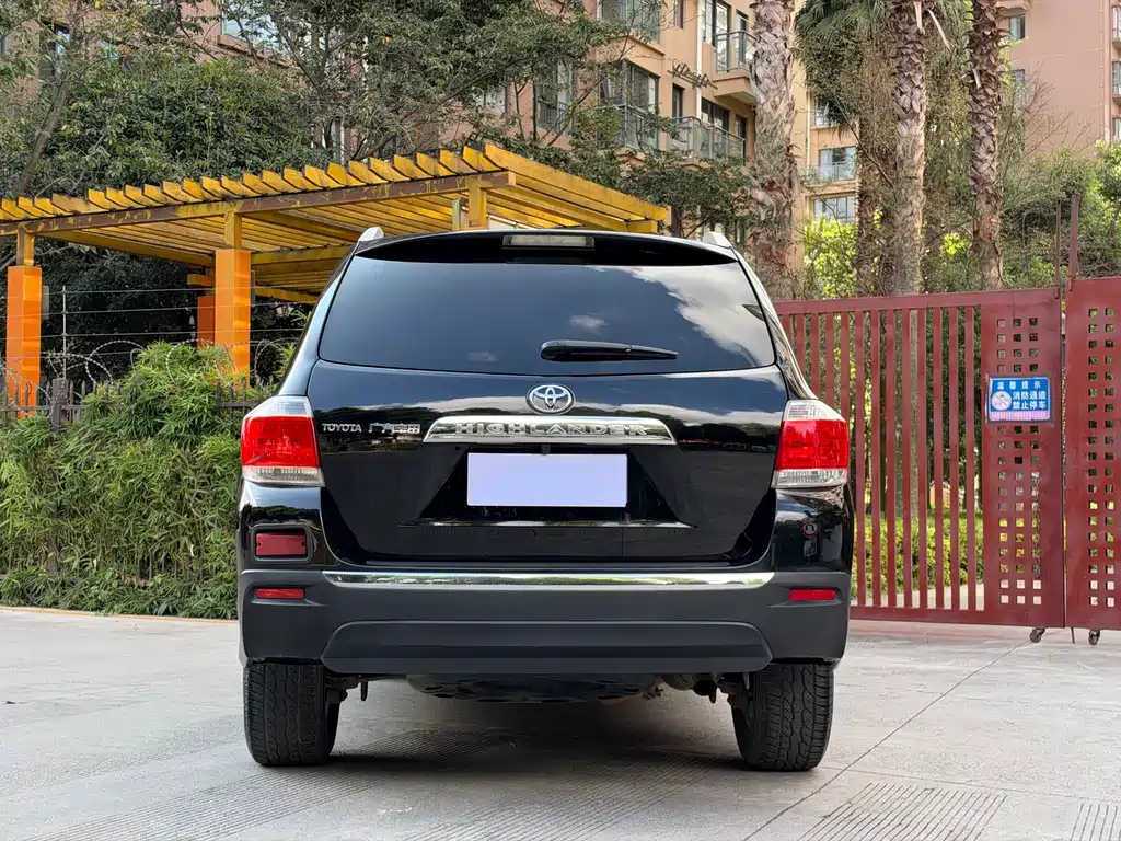 Toyota Highlander — миниатюра 15
