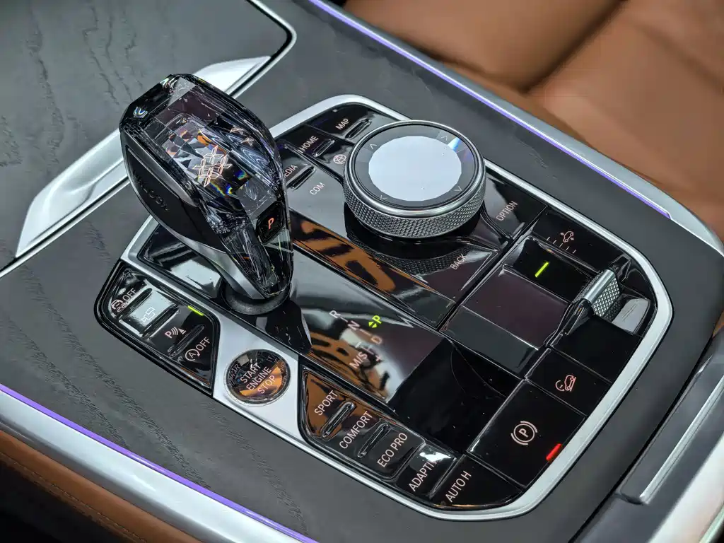 BMW X7 — миниатюра 17