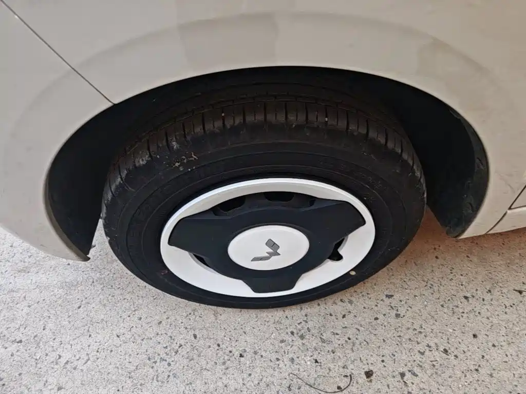 Wuling MINIEV — миниатюра 25
