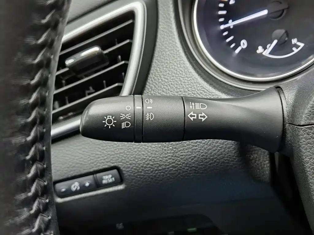 Nissan Qashqai — миниатюра 21