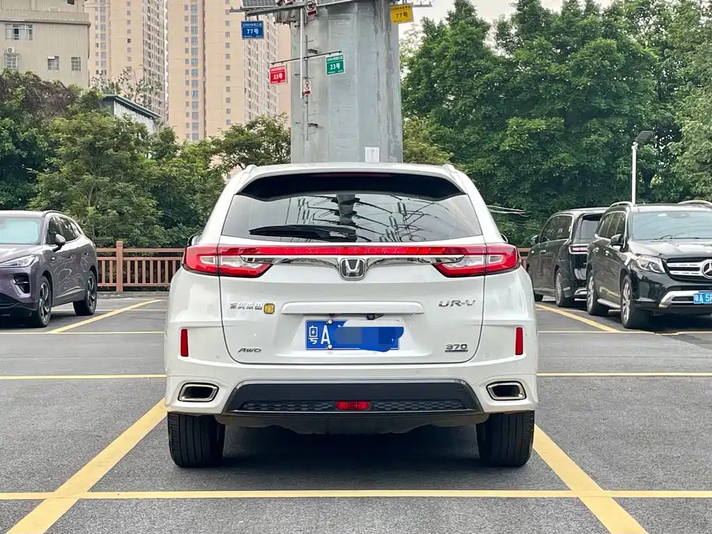 Honda UR-V — миниатюра 7