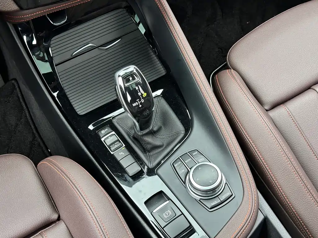 BMW X2 — миниатюра 12