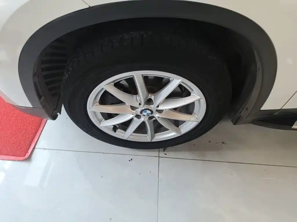 BMW X1 — миниатюра 23