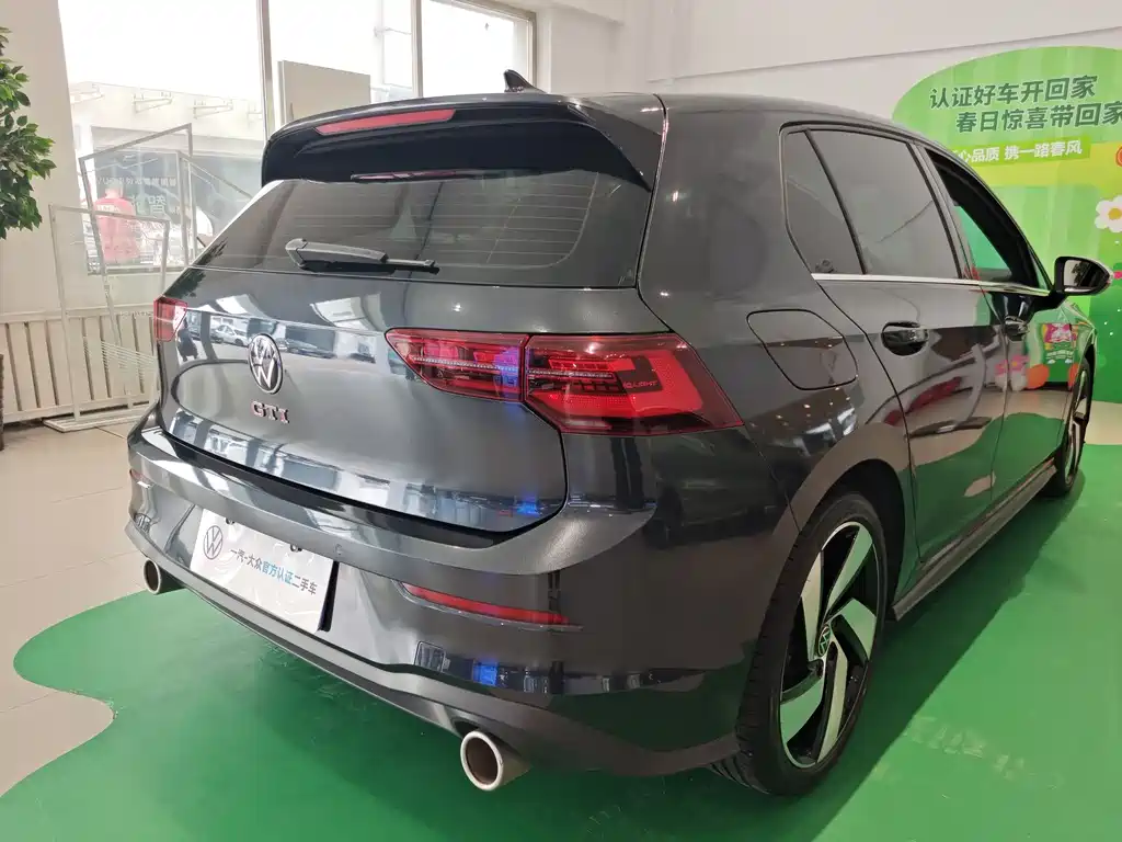 Volkswagen Golf GTI GTI 2023 380TSI DSG GTI