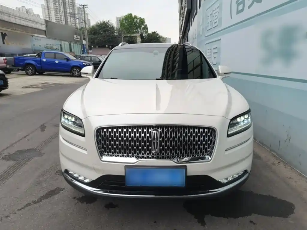 Lincoln Nautilus — миниатюра 3