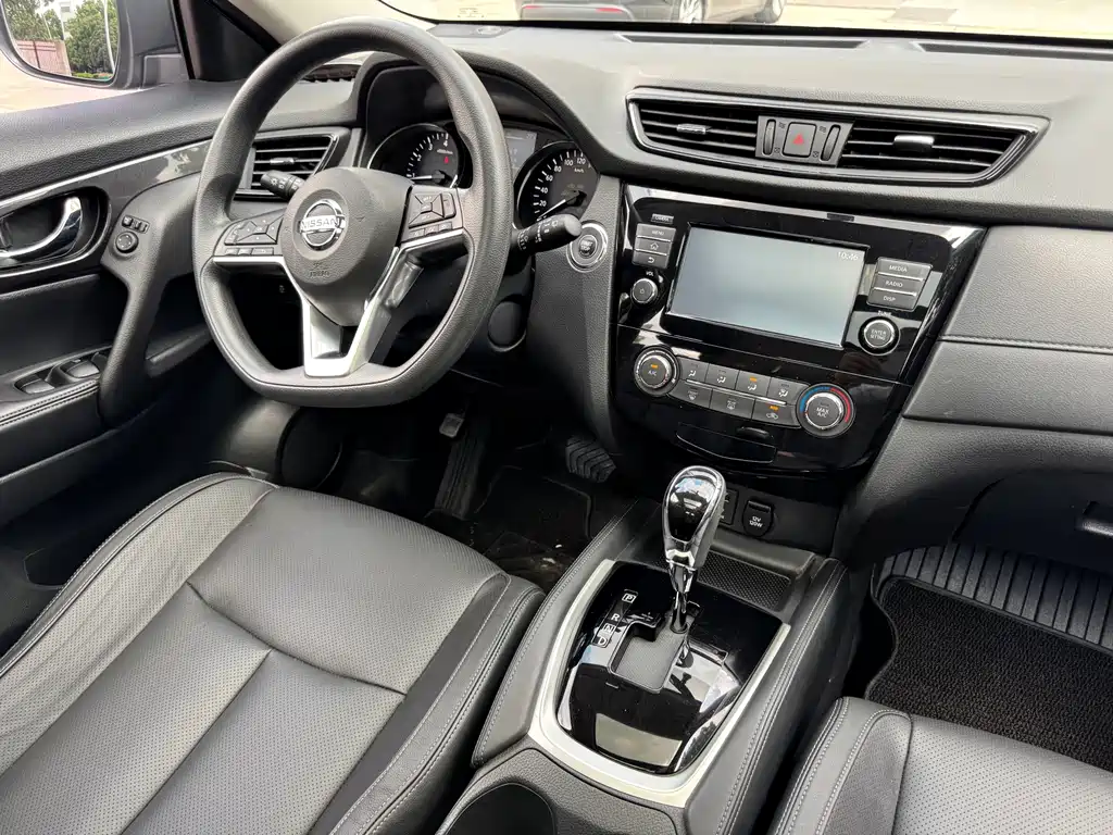 Nissan X-Trail — миниатюра 16