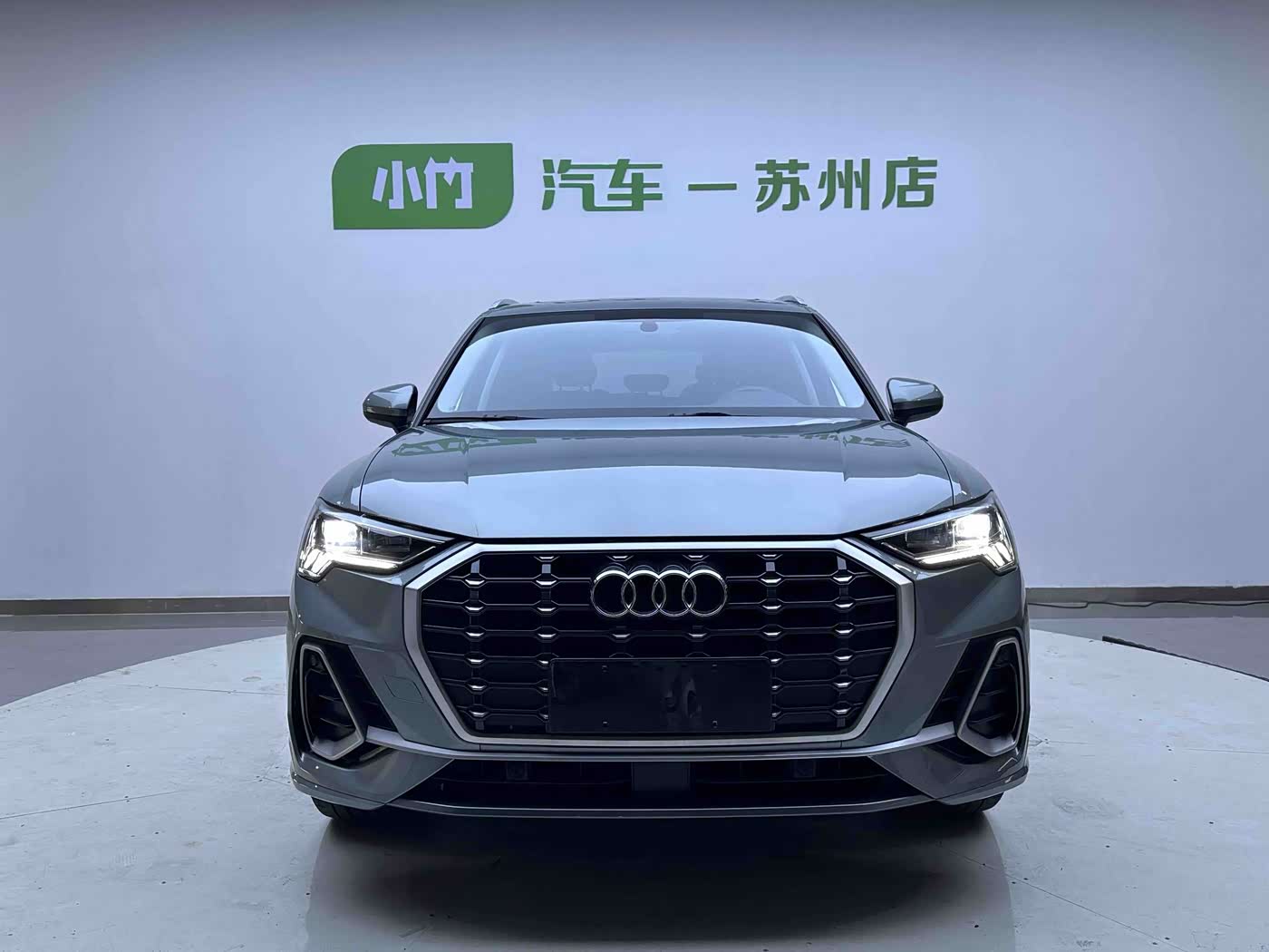 Audi Q3 1.4 л 2022 г. Зелёный, пробег 23400 км