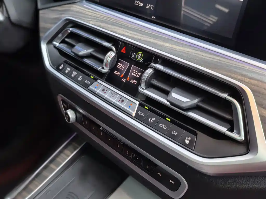 BMW X5 — миниатюра 26