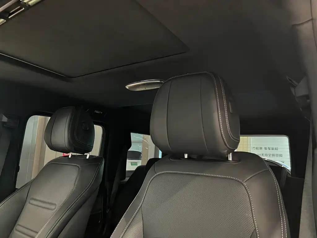 Mercedes-Benz G-Class — миниатюра 11