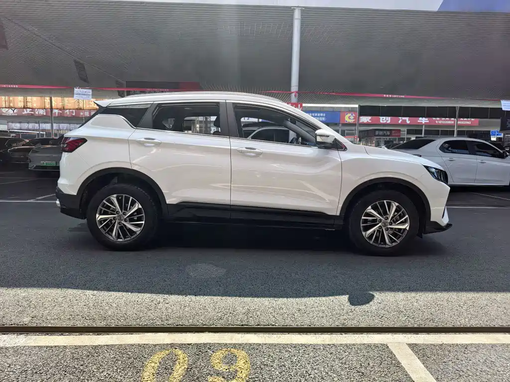 Geely Binyue — миниатюра 5