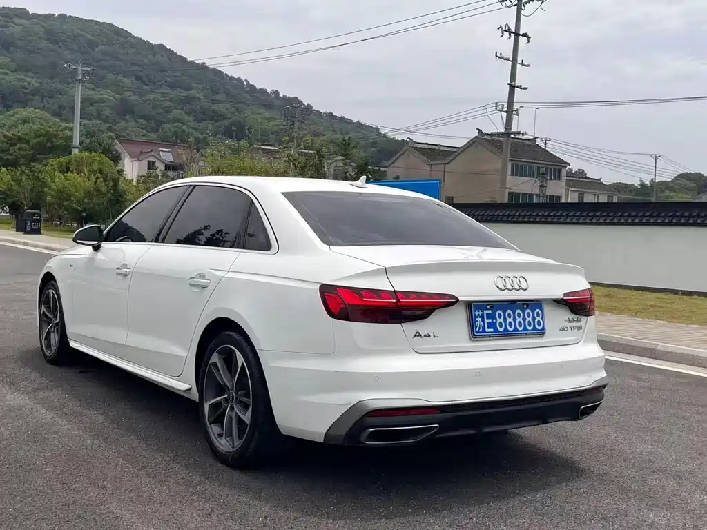 Audi A4L — миниатюра 7
