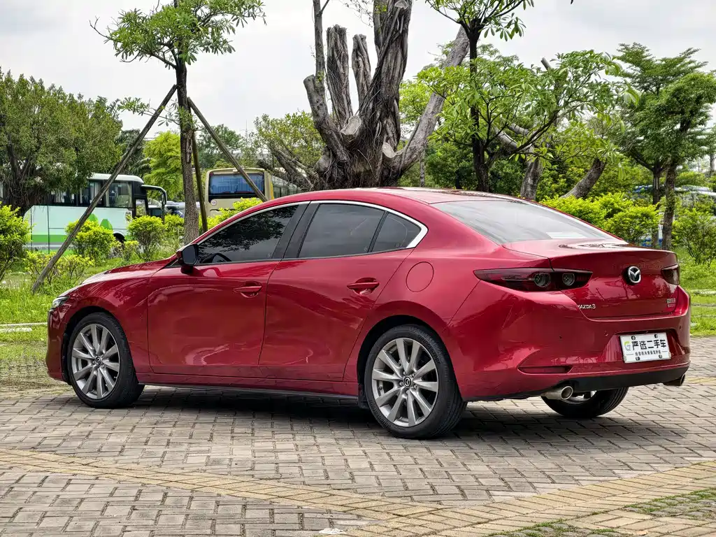 Mazda 3 Axela — миниатюра 8