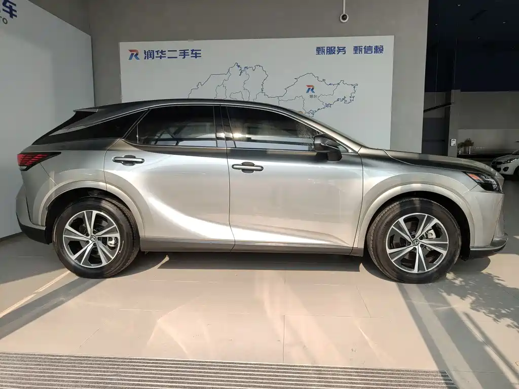 Lexus RX — миниатюра 3