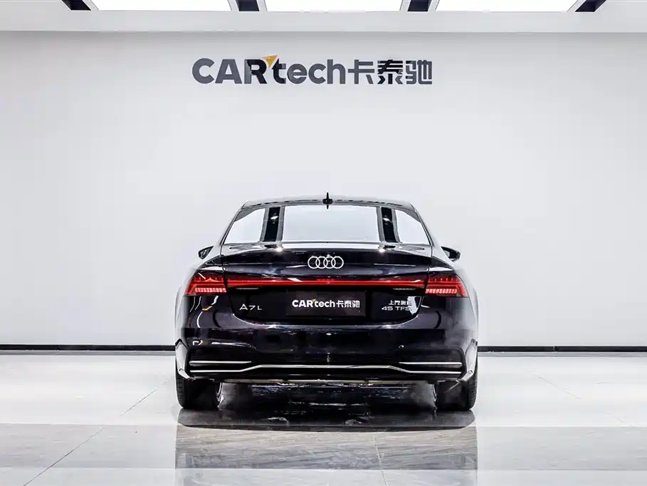 Audi A7L 2024 45TFSI S-line
