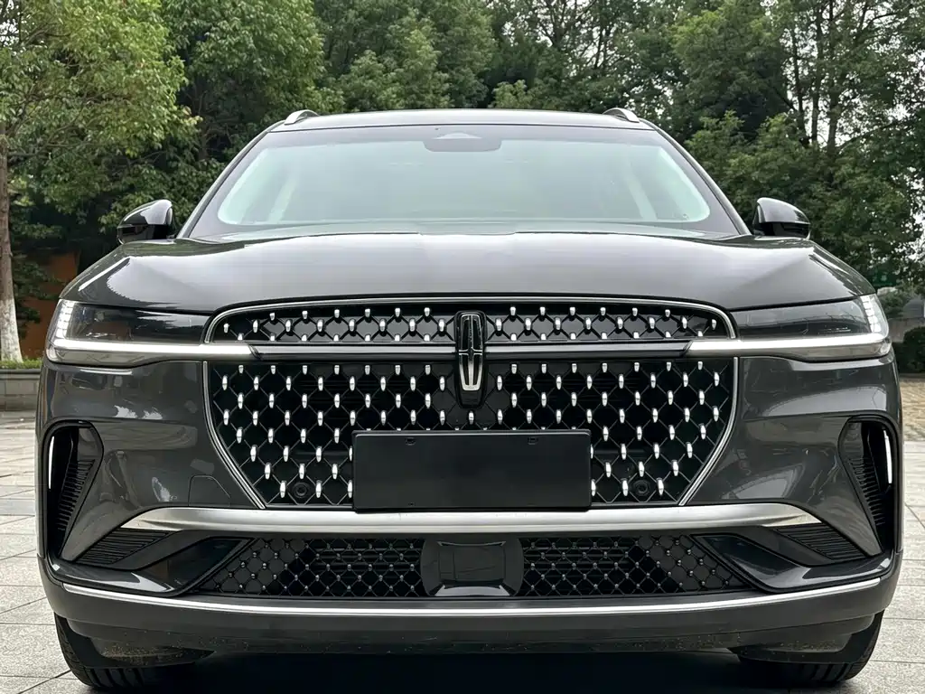Lincoln Nautilus — миниатюра 2