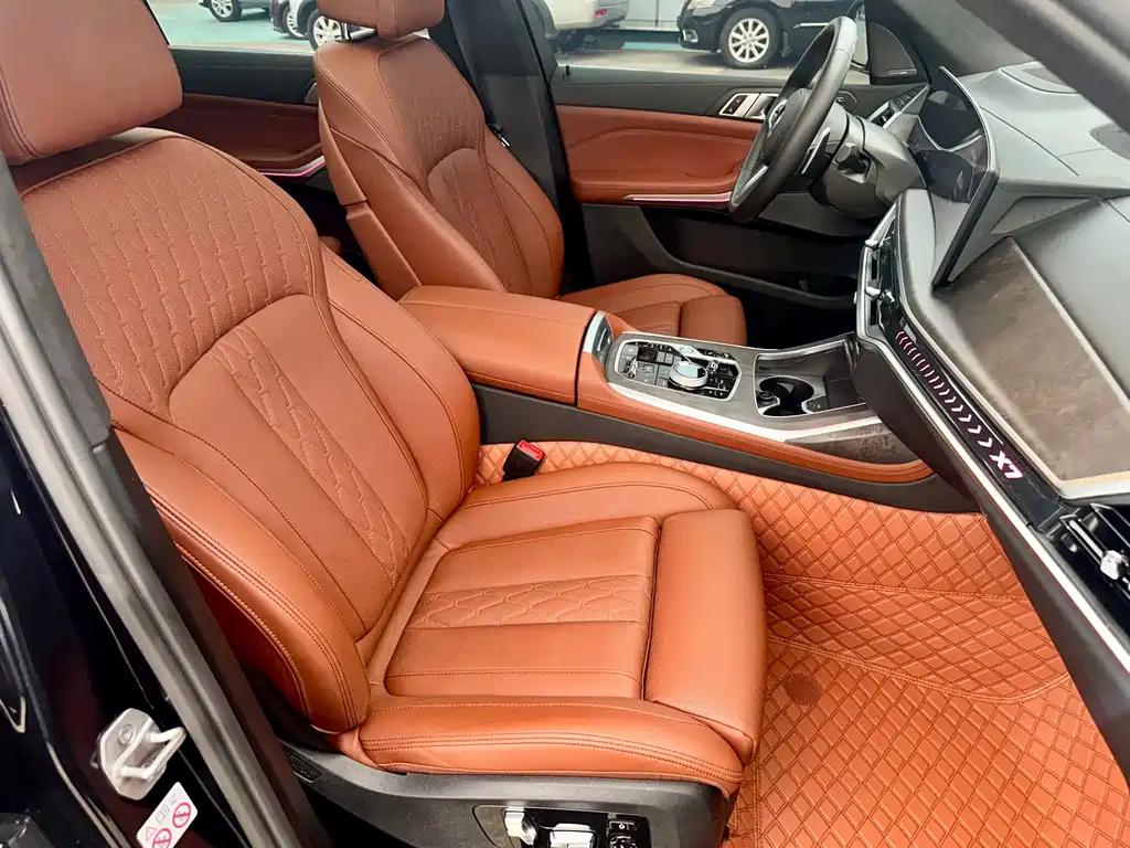 BMW X7 — миниатюра 15