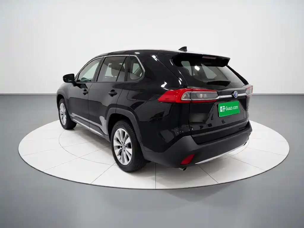 Toyota Wildlander — миниатюра 4