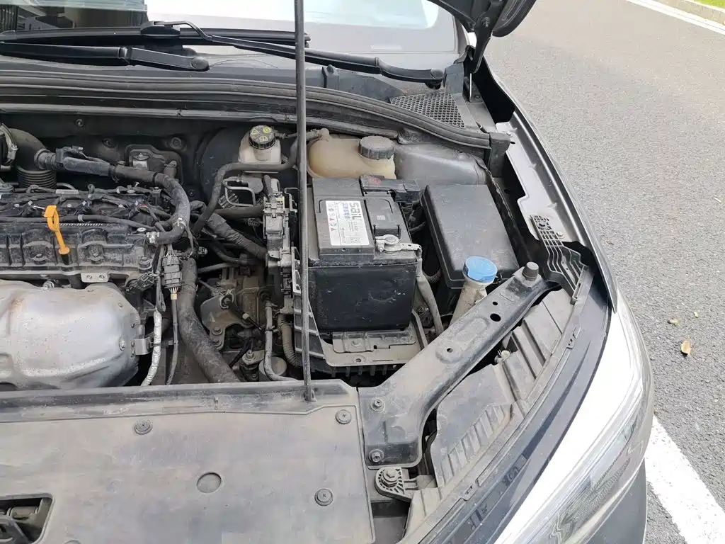 Roewe i5 — миниатюра 20