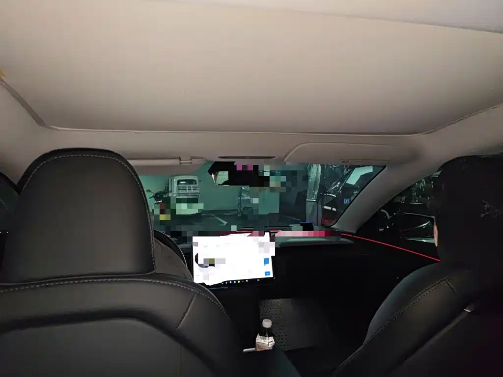Tesla Model 3 — миниатюра 14