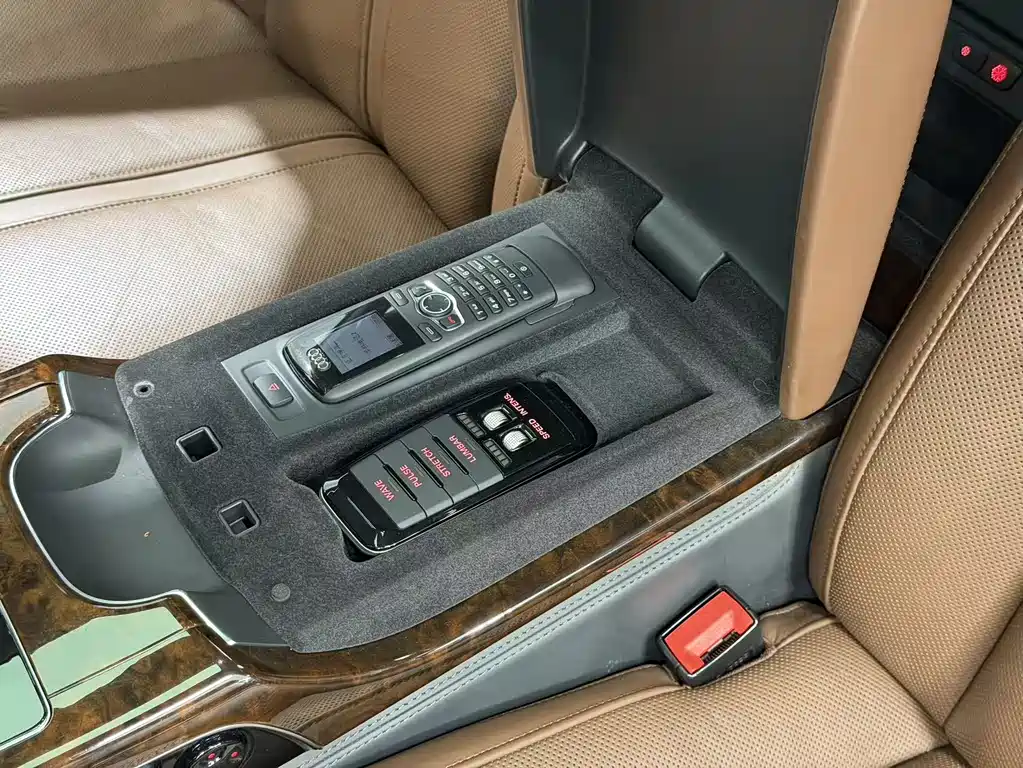 Audi A8 2014 A8L 6.3 FSI W12 quattro Flagship
